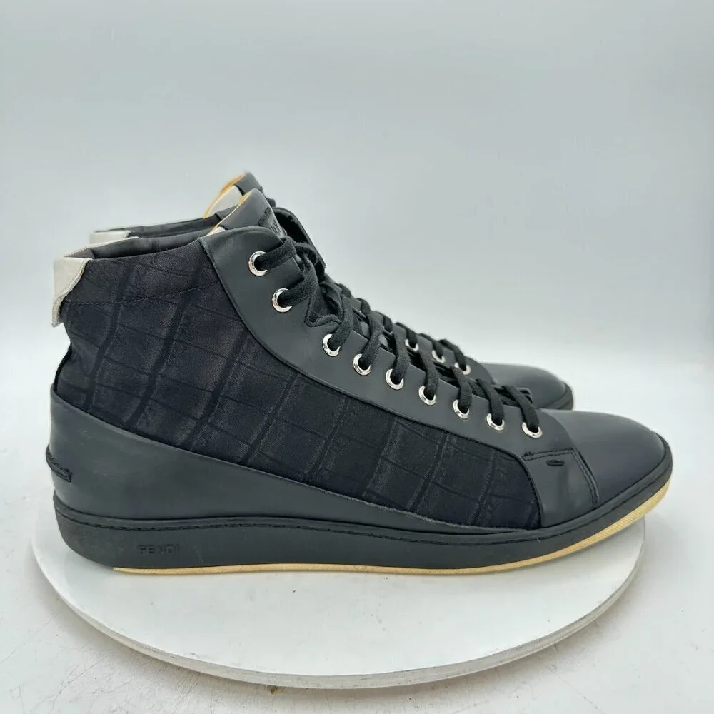 Fendi Men Size 9 Black Leather Printed High Top Lace Up Casual Shoes